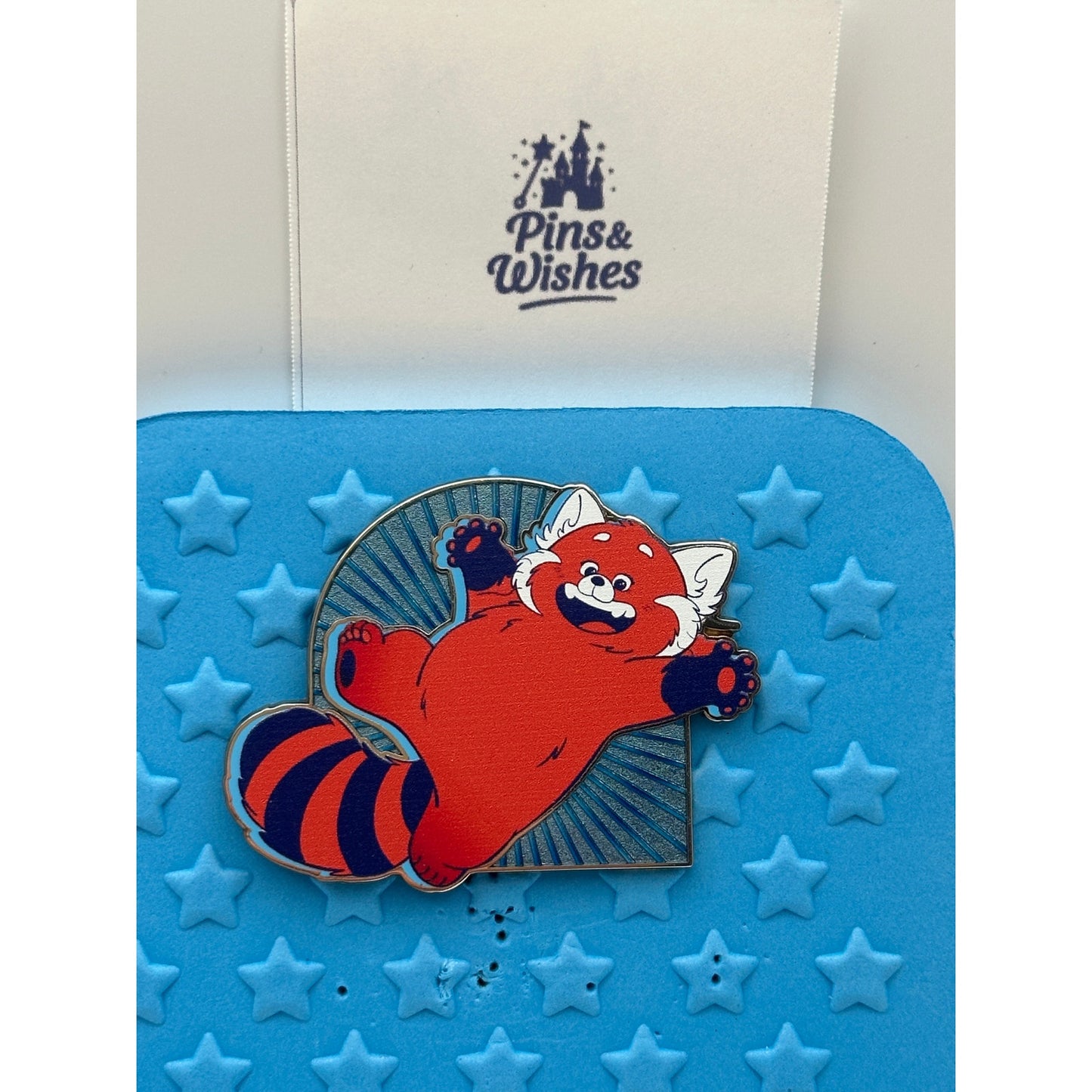 Mei Mei Pin - Turning Red - D23 Gold Member Pin 2025