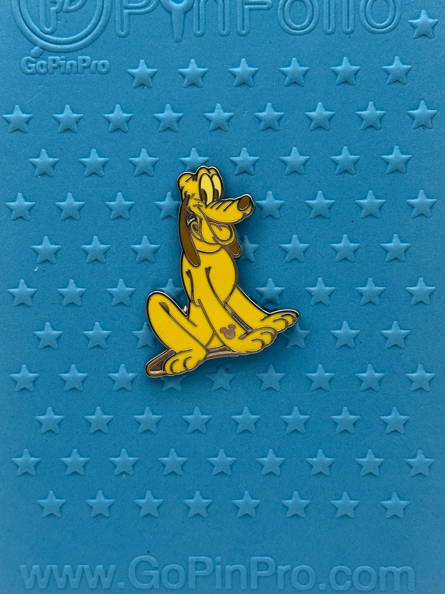 Disneyland DLR Wave B Hidden Disney Yellow Pin Pluto | Pins and Wishes