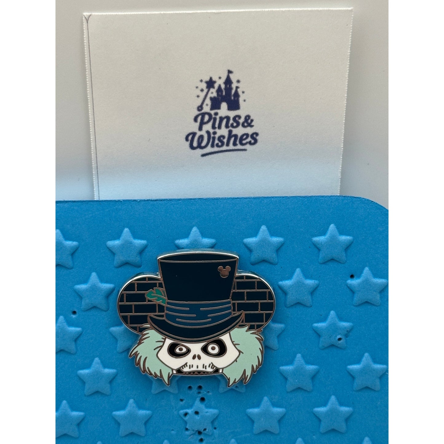 DLR Hidden Mickey - Hatbox Ghost - Chaser - Ear Hats - Hidden Disney 2024