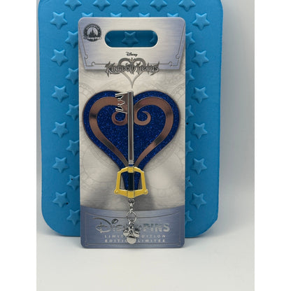 Sora - Kingdom Hearts Keyblade Pin - 1/12 January 2026 LE 4000 - Pins and Wishes