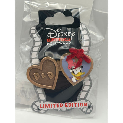 DSSH DSF - Daisy Duck - Disney Love Lockets - Disney Studio Store Hollywood