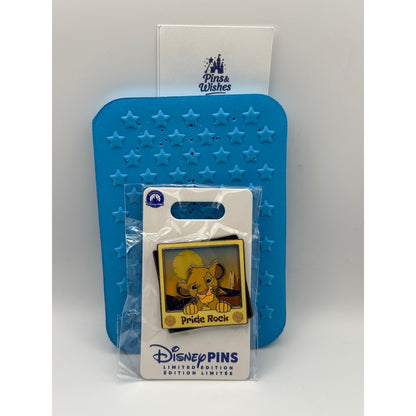 Simba Polaroid Pin - Pride Rock Disney Destinations 2026 LE 2000