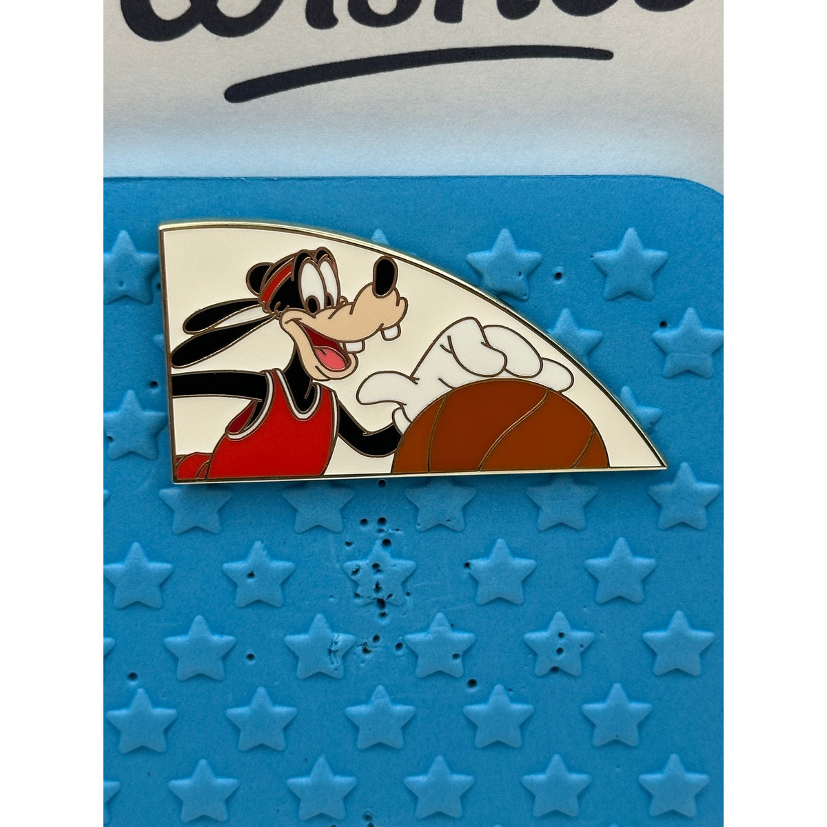 WDI Color Changing - The Colorful World Of Disney Mystery Pin - Goofy