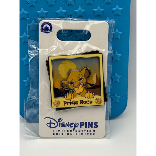 Simba Polaroid Pin - Pride Rock Disney Destinations 2026 LE 2000