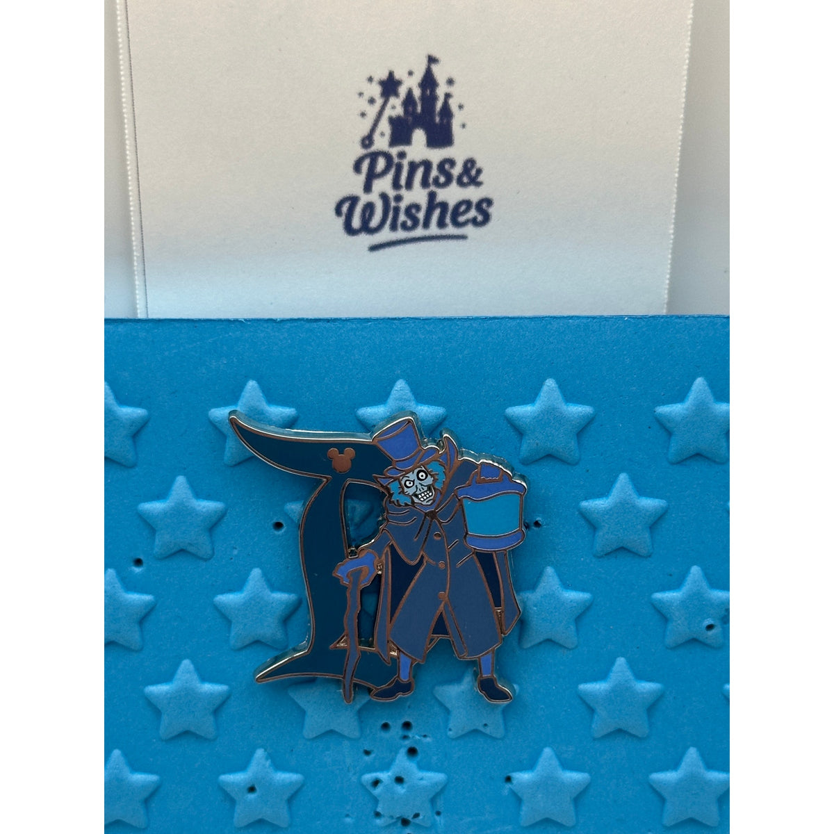 Hatbox Ghost D Pin - 2024 Hidden Disney Disneyland D - Hidden Mickey DLR