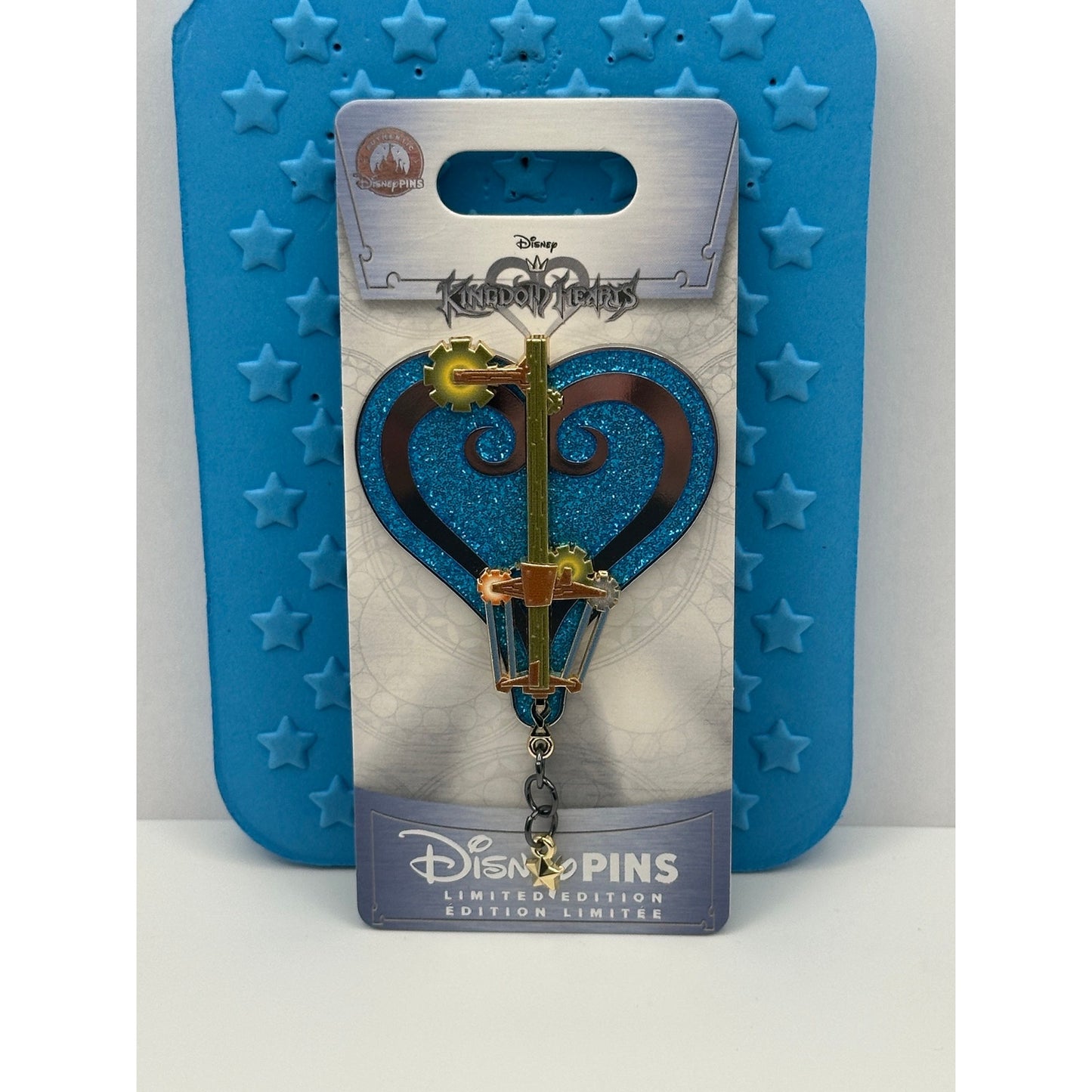 Disney Kingdom Hearts Keyblade Pin - Wishing Star 8/12 - Limited Edition LE 4000