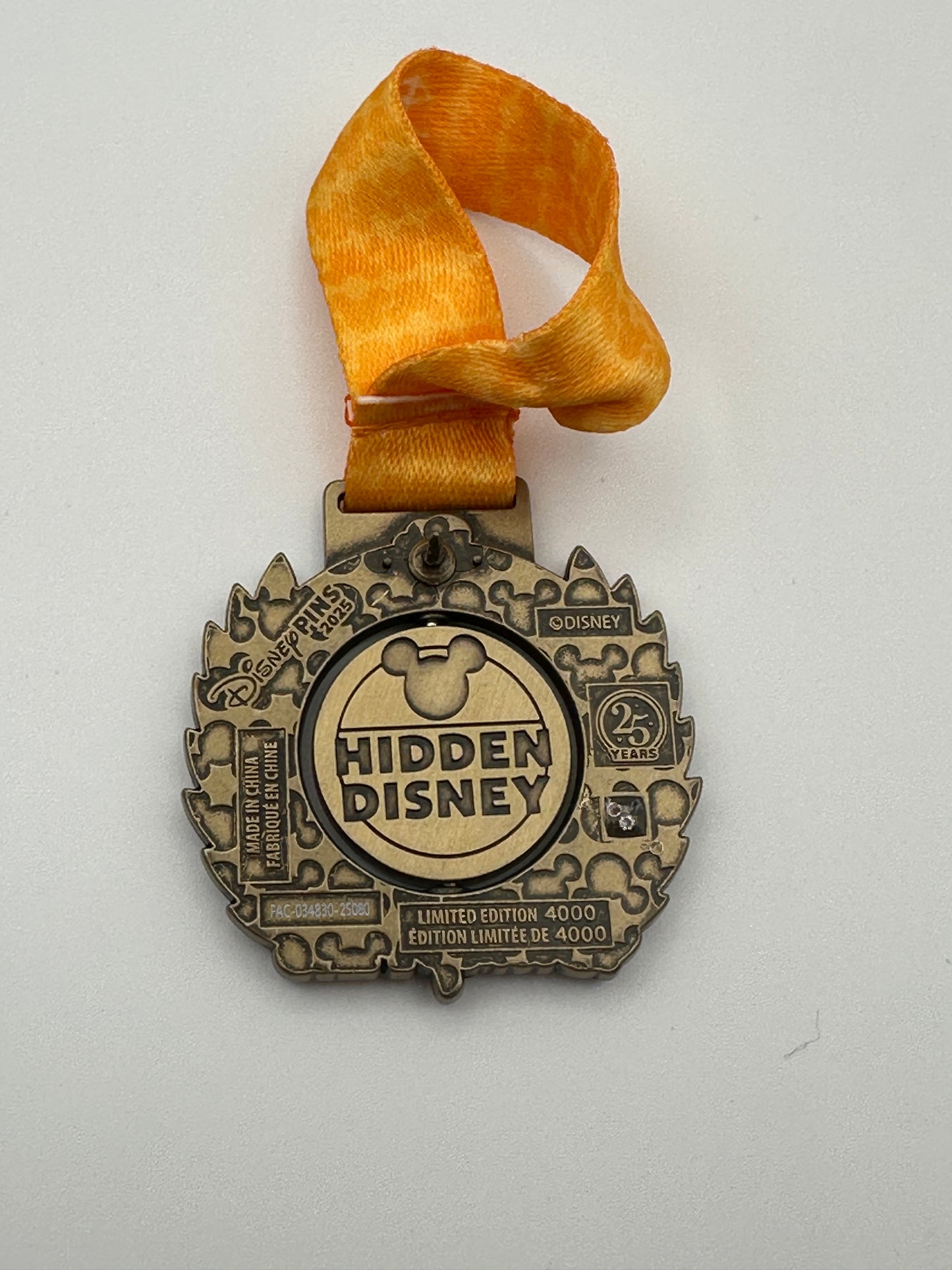 Goofy - 2025 Disney Parks 25th Anniversary Medal Limited Edition Pin