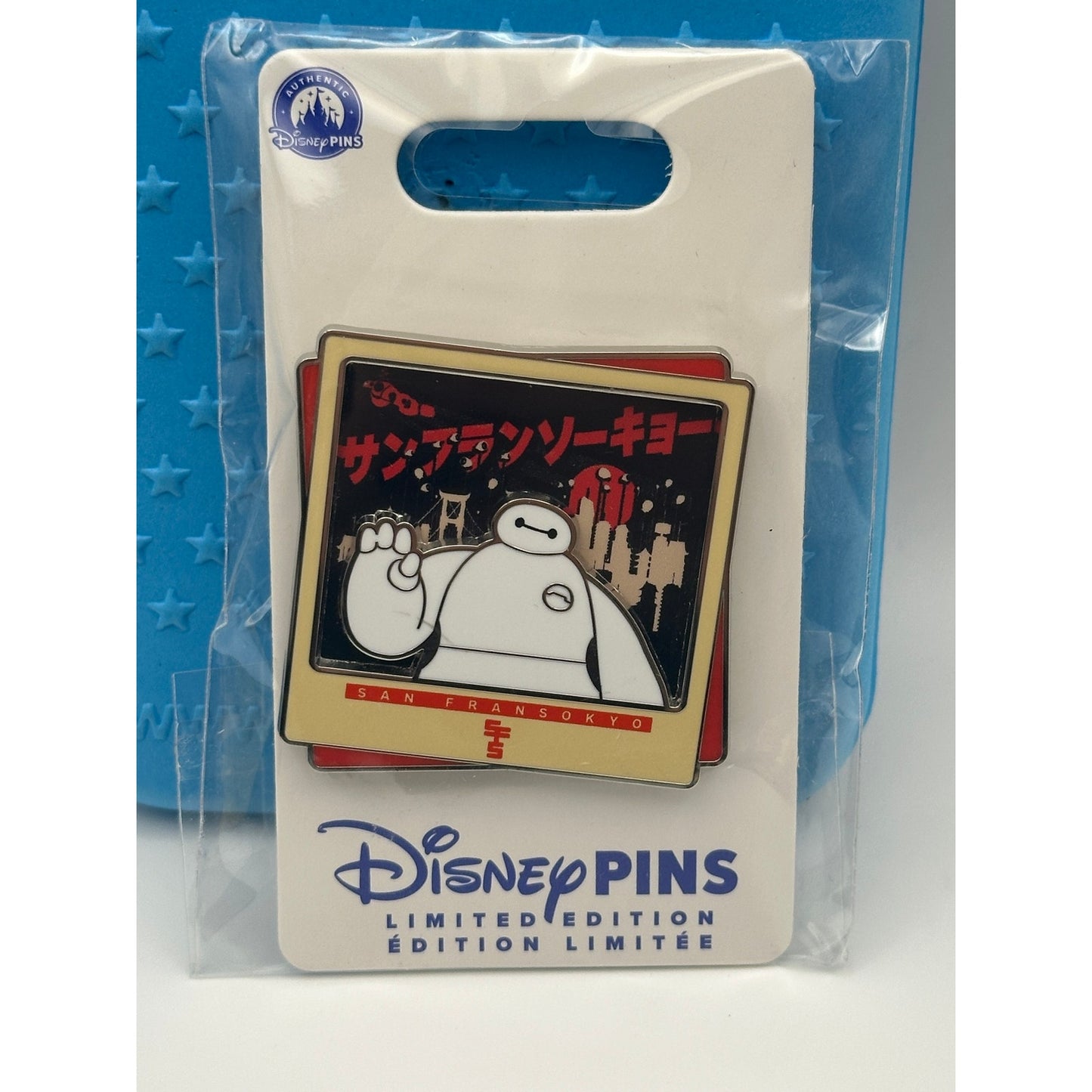 Disney Destinations Baymax Pin - San Fransokyo - Polaroid LE2000