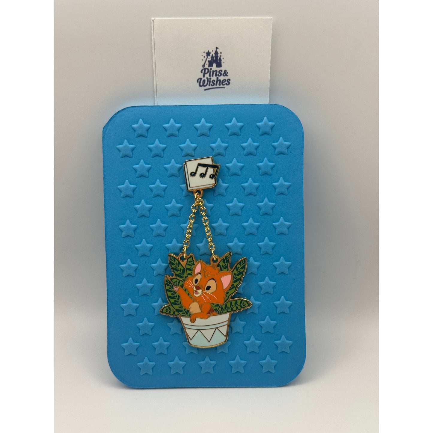 Oliver Boxlunch Pin - Disney Cats in Planters Blind Box Enamel Pin