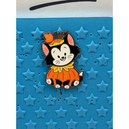 Disney Cats & Dogs in Halloween Costumes Mystery Pin - Figaro Dressed As Pumpkin