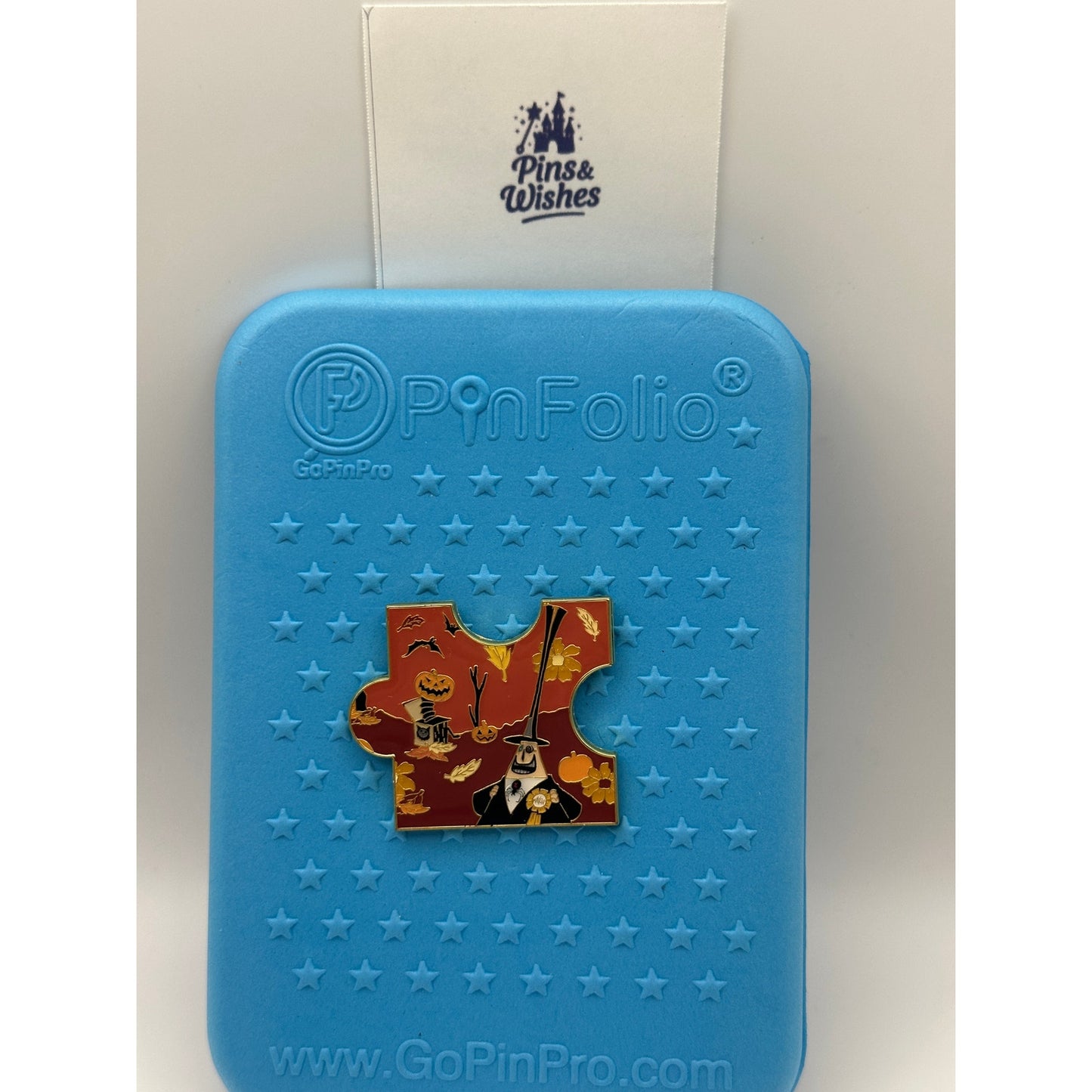 Disney The Nightmare Before Christmas Fall Characters Puzzle - The Mayor On a blue background pin board with pins and wishes branding