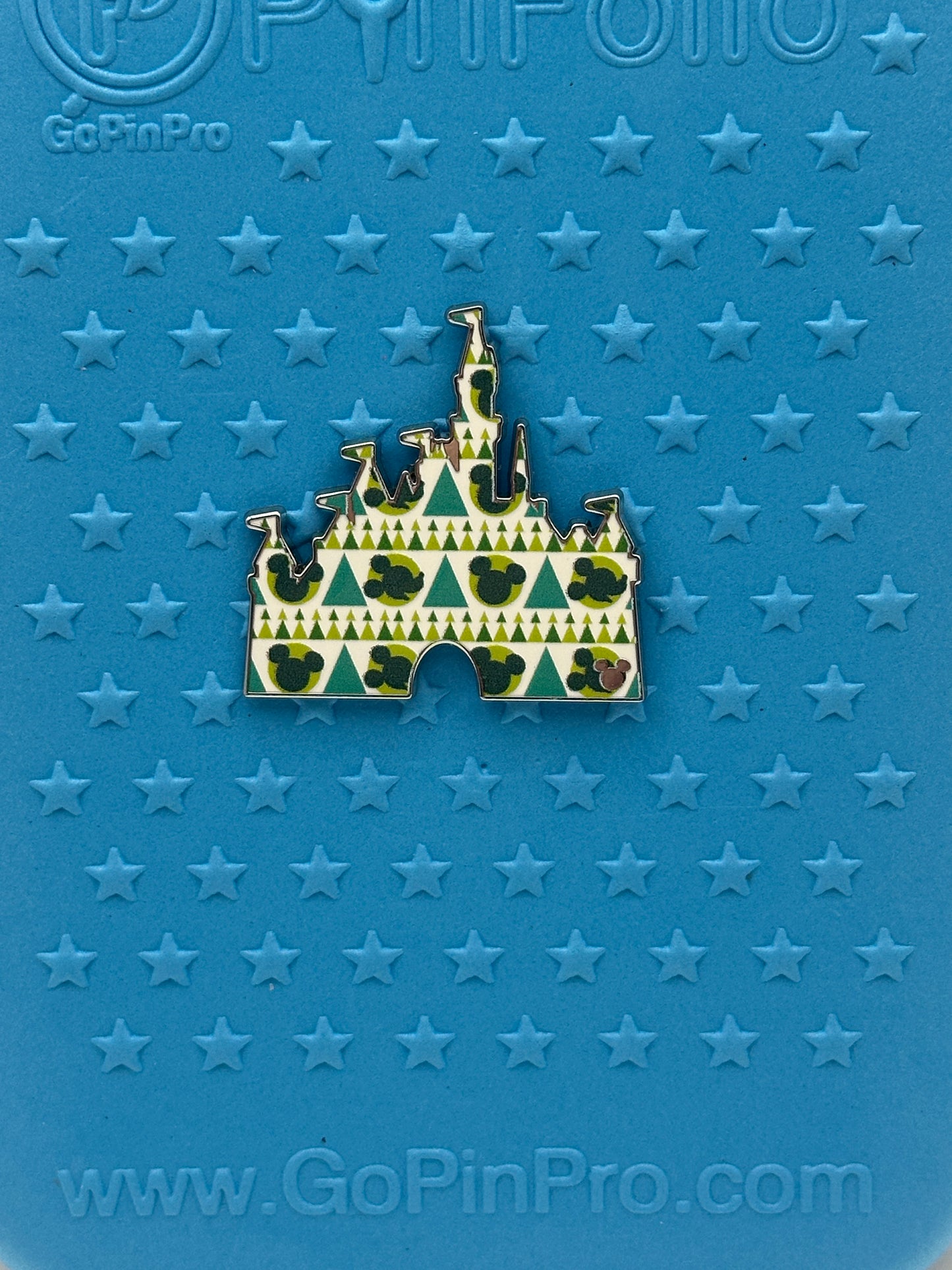 Disneyland DLR Wave B Hidden Disney Castle Pin Mickey Mouse