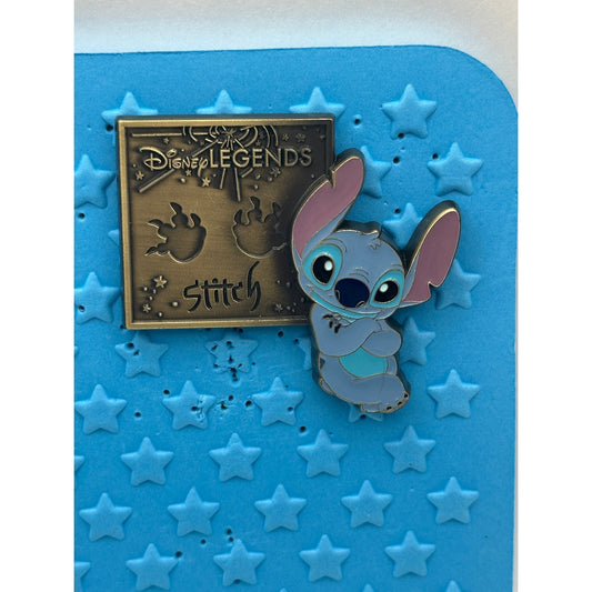 Disney Stitch Pin – Legends Plaque Pin Series 2 TWDCS / DEC