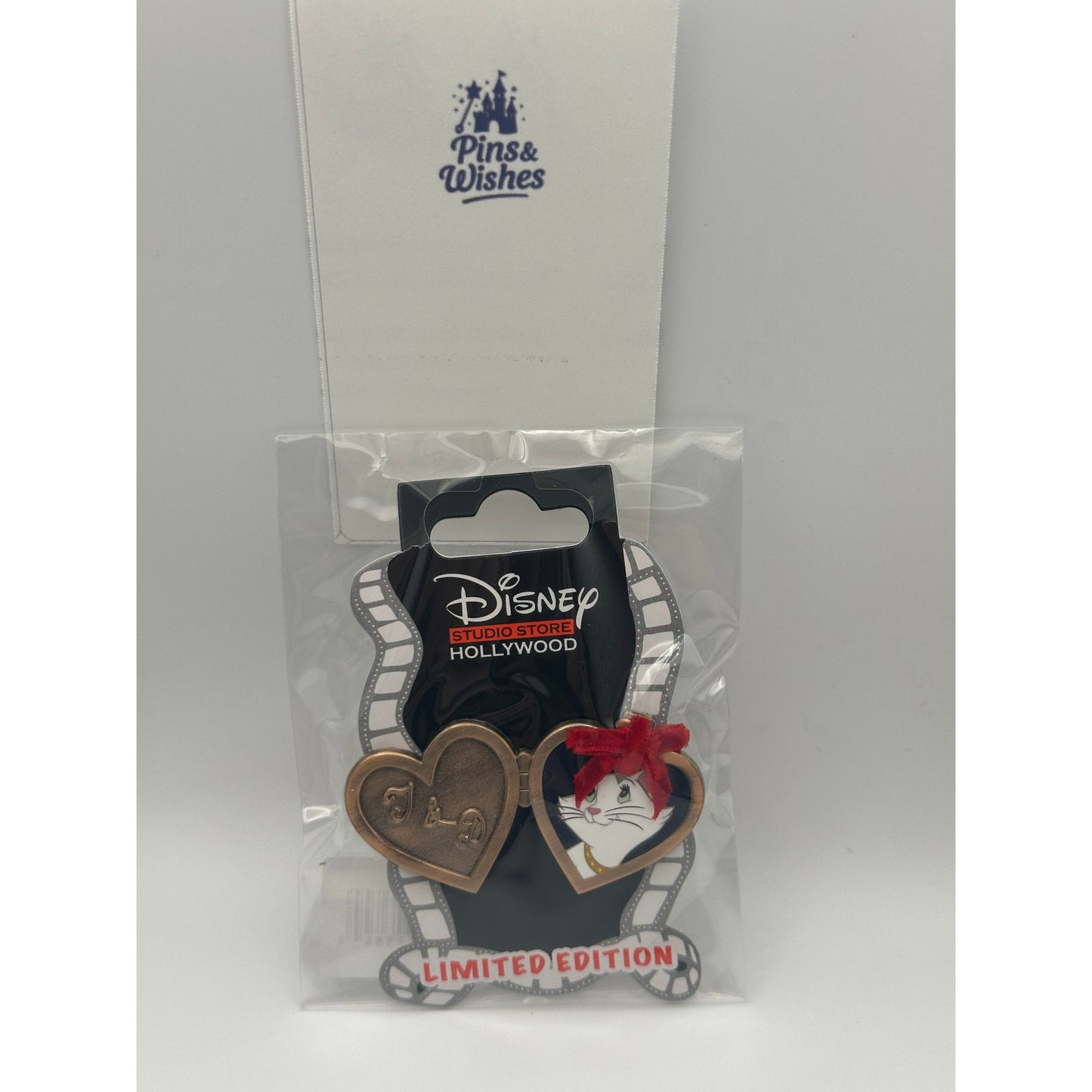DSSH DSF - Duchess - Disney Love Lockets Series - Disney Studio Store Hollywood