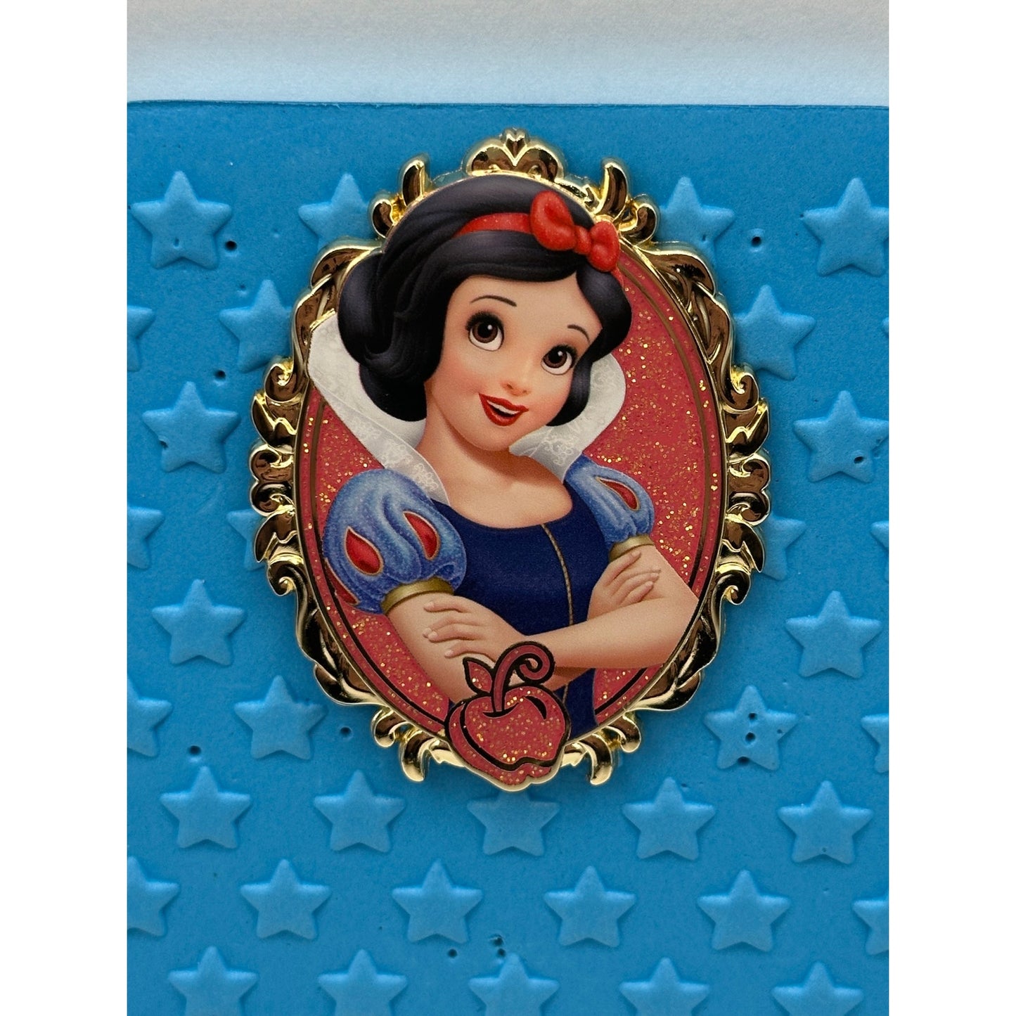Pink A La Mode PALM Disney Princess Royal Sparkles Jumbo Snow White Pin - SE400