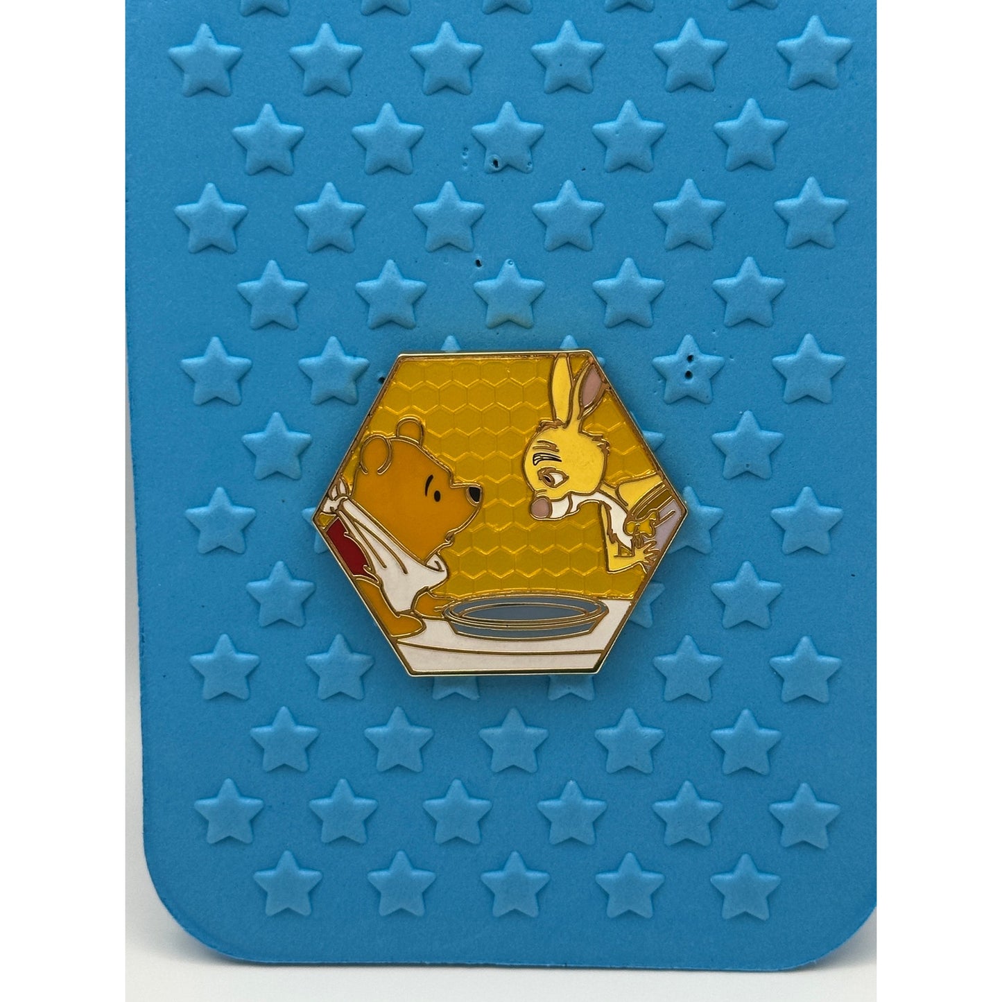 Pooh and Rabbit - Winnie the Pooh and the Honey Tree 60th Puzzle Mystery Set